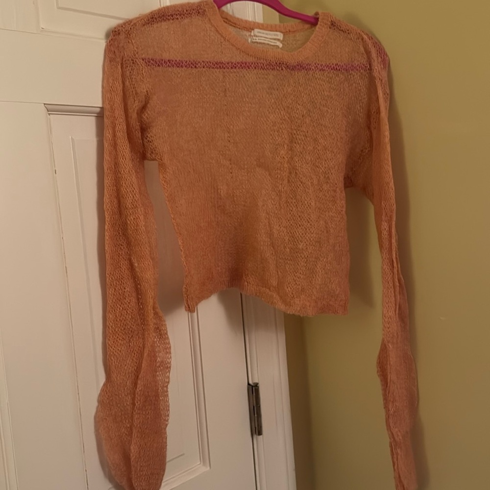See through knit material crop top
